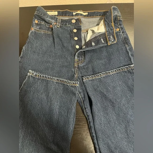 Levi's Premium Dark Blue Jeans - Picture 1 of 3